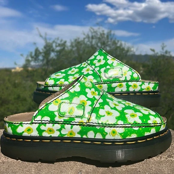 🏴󠁧󠁢󠁥󠁮󠁧󠁿 Dr. Martens MIE Vintage 90’s Green Daisy Floral Platform Slides UK 8 - Picture 2 of 16